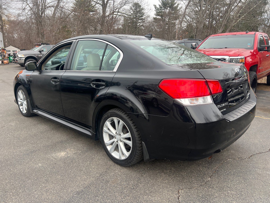 2013 Subaru Legacy Image 3