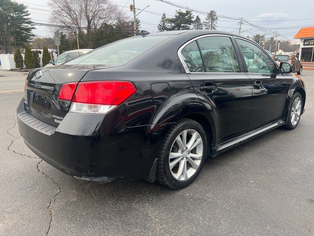 2013 Subaru Legacy Image 7