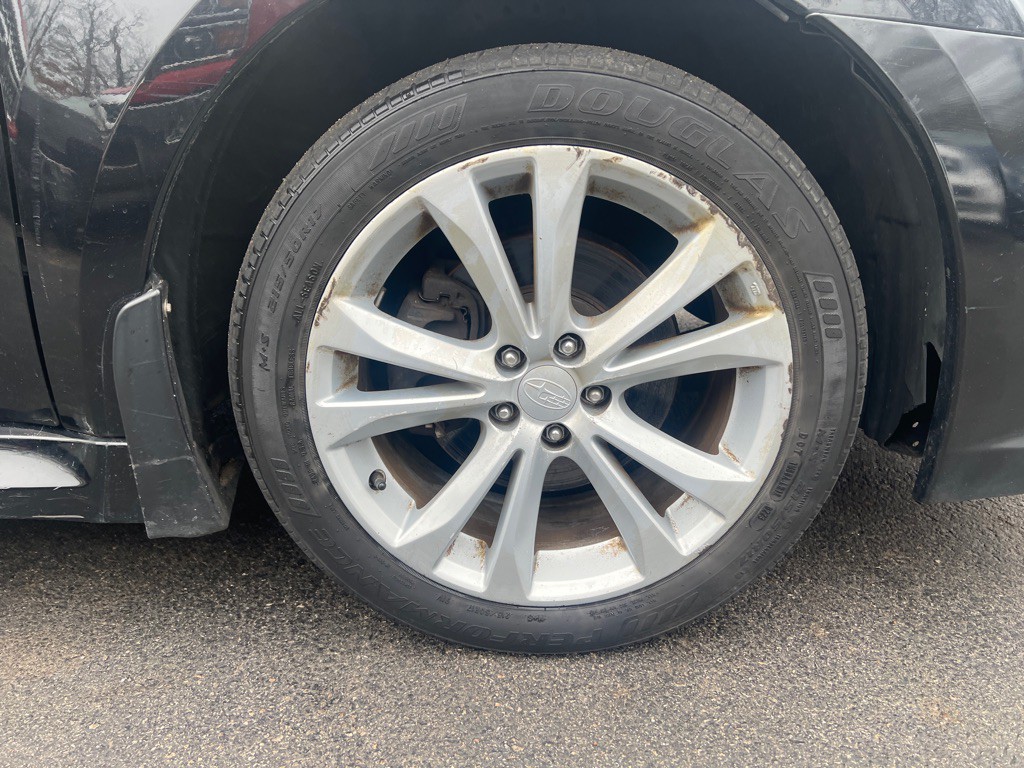2013 Subaru Legacy Image 33