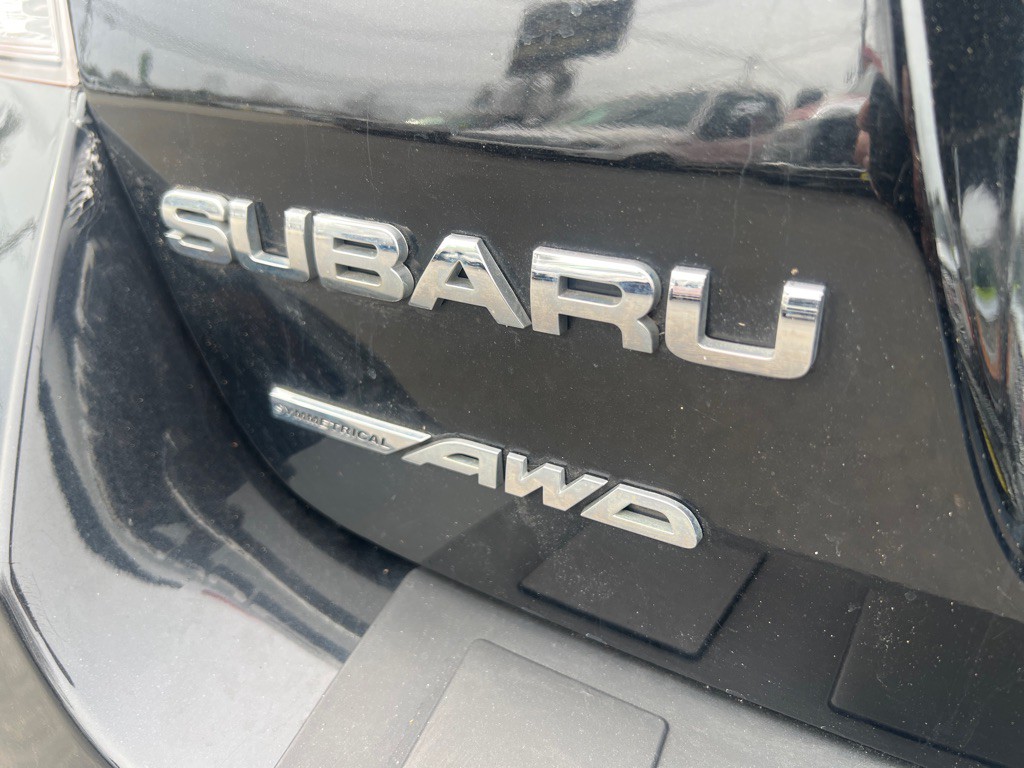 2013 Subaru Legacy Image 36
