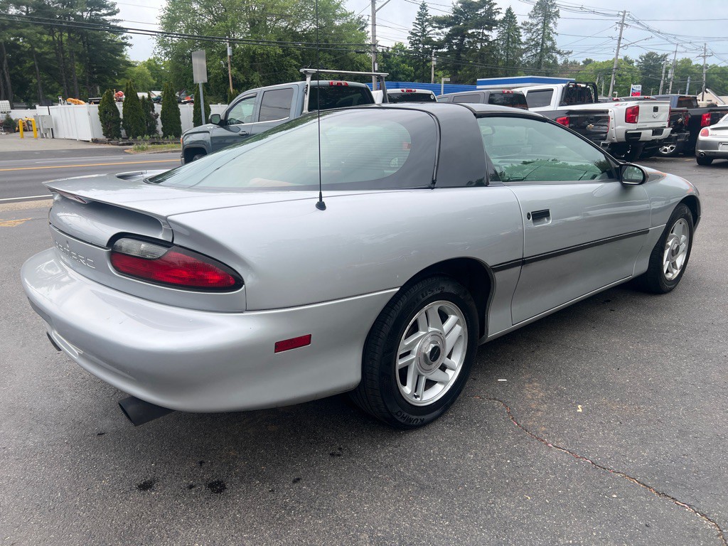 1995 Chevrolet Camaro Image 8