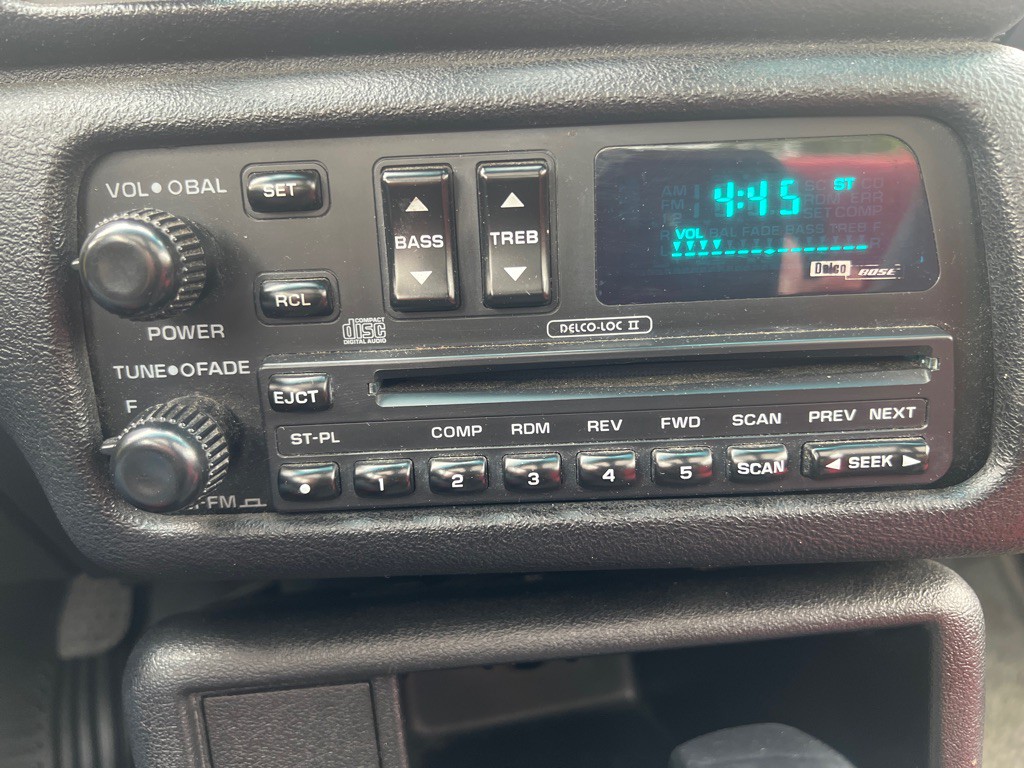 1995 Chevrolet Camaro Image 21