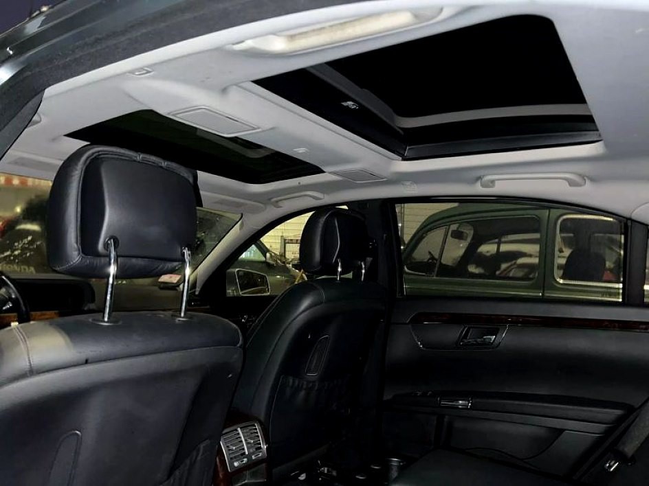 2013 Mercedes-Benz S-Class Image 11