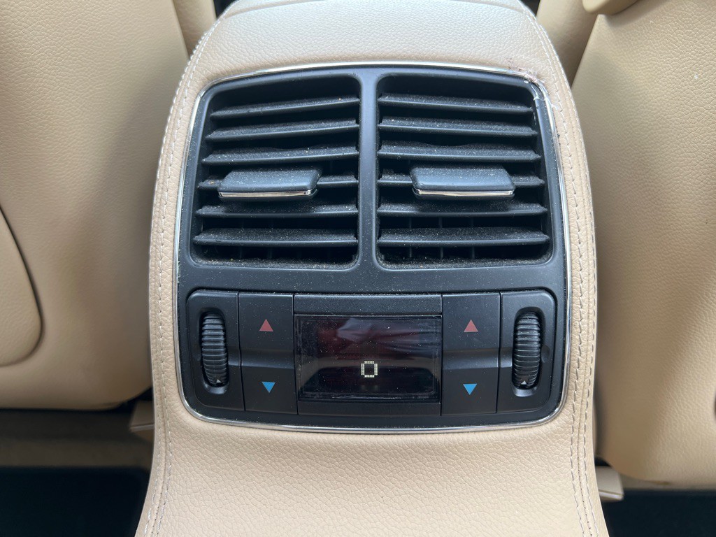 2011 Mercedes-Benz CLS-Class Image 19