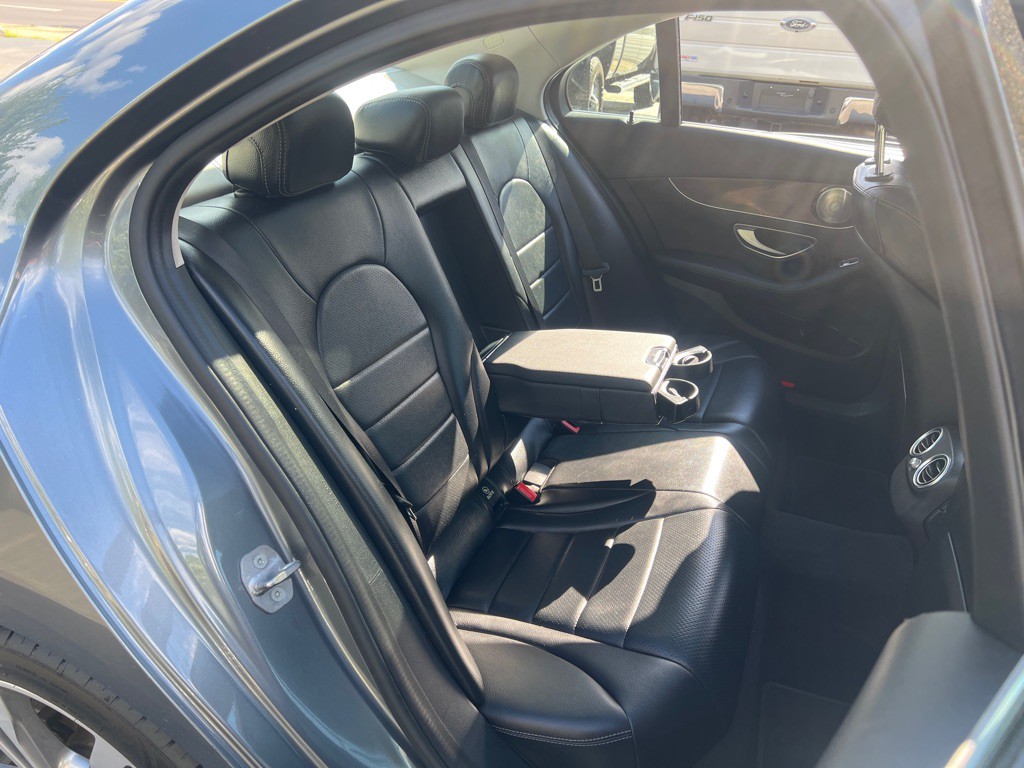 2017 Mercedes-Benz C-Class Image 16