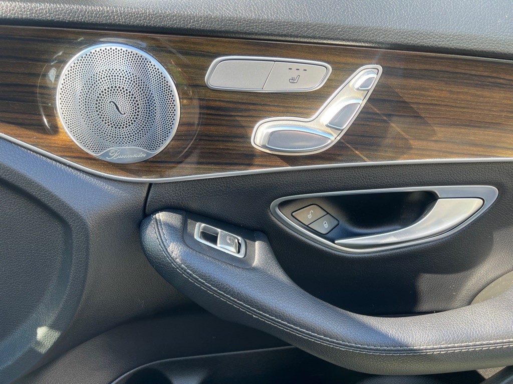2017 Mercedes-Benz C-Class Image 20