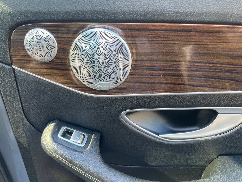 2017 Mercedes-Benz C-Class Image 21