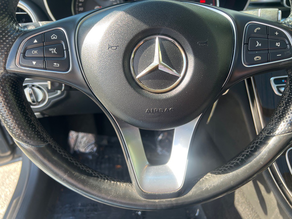 2017 Mercedes-Benz C-Class Image 24