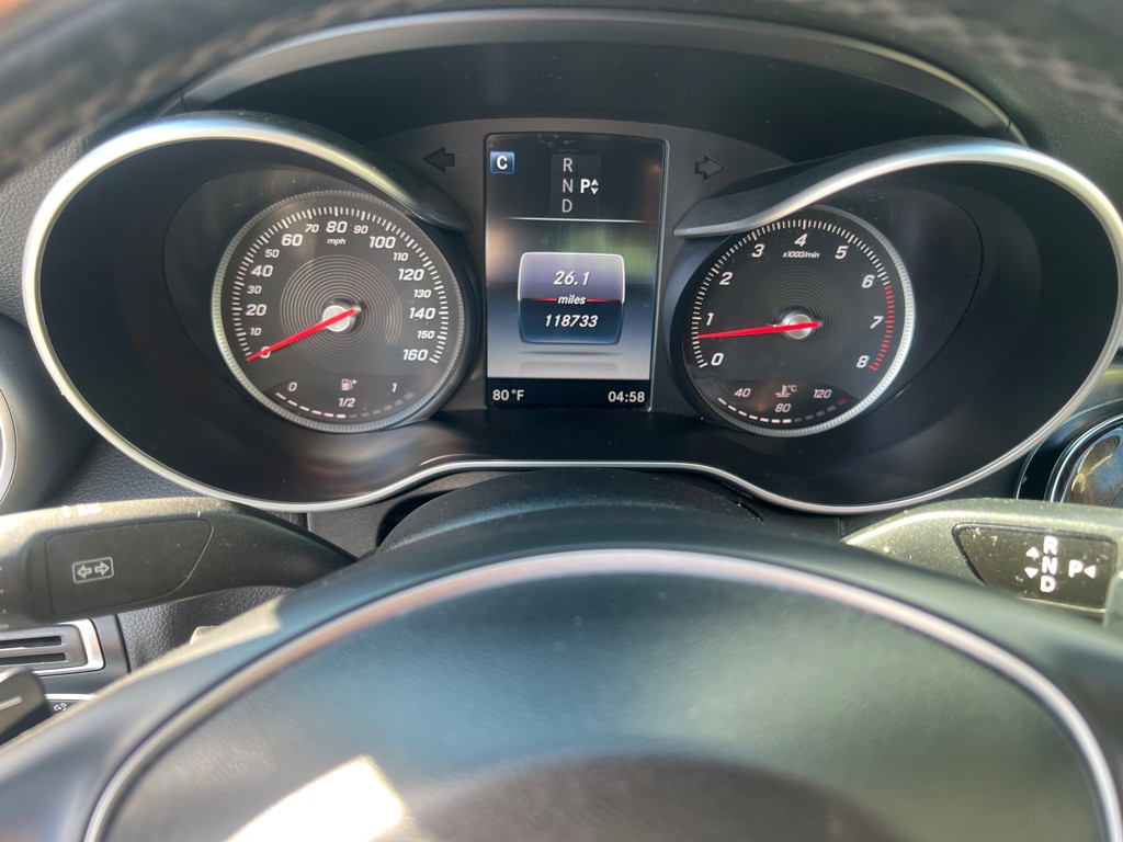 2017 Mercedes-Benz C-Class Image 28