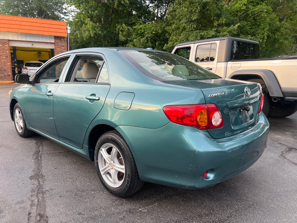 2010 Toyota Corolla Image 3