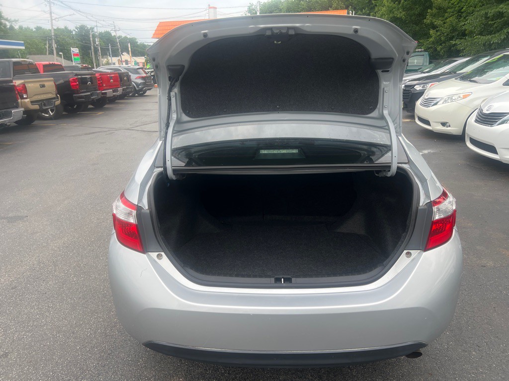 2014 Toyota Corolla Image 4