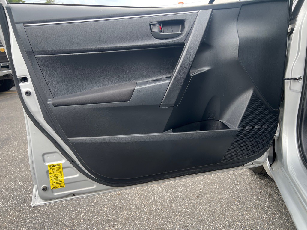 2014 Toyota Corolla Image 8