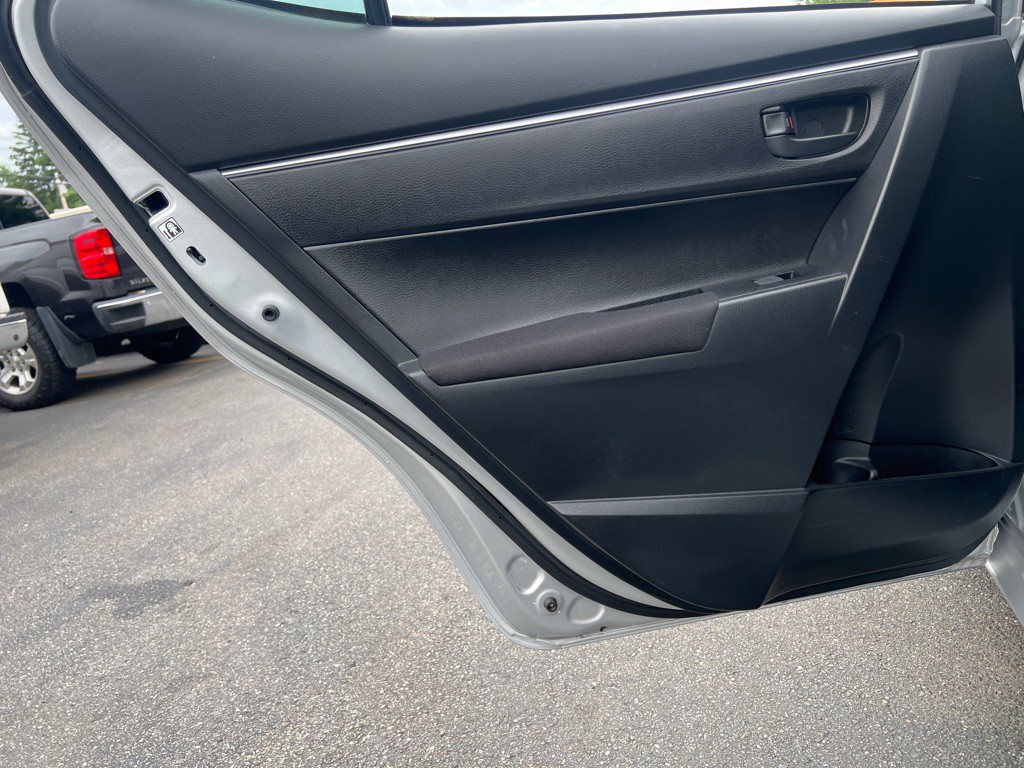2014 Toyota Corolla Image 9