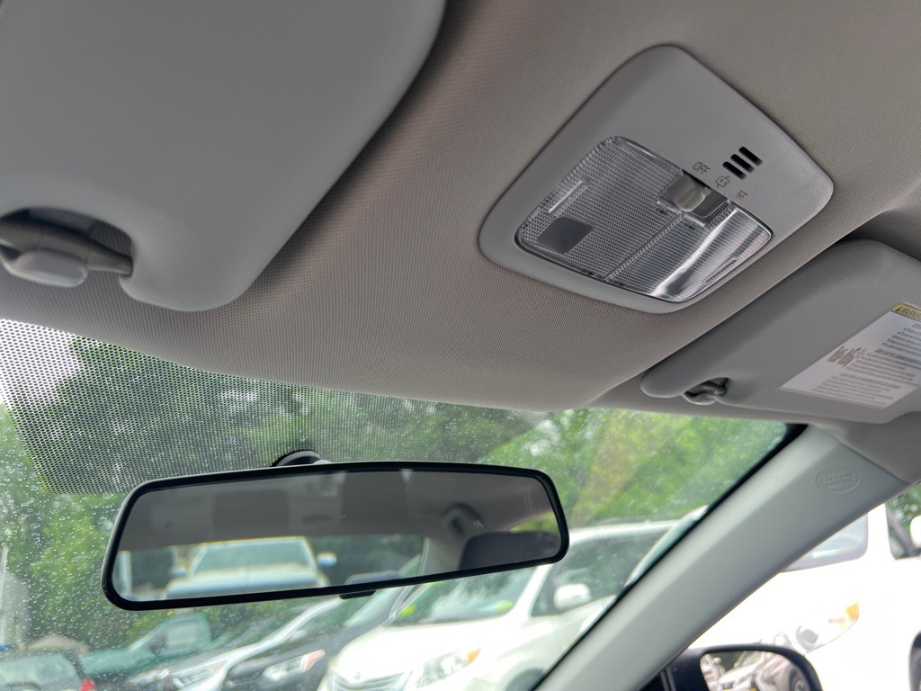 2014 Toyota Corolla Image 21