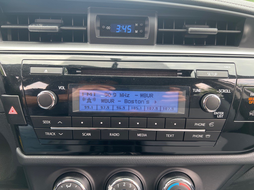 2014 Toyota Corolla Image 22