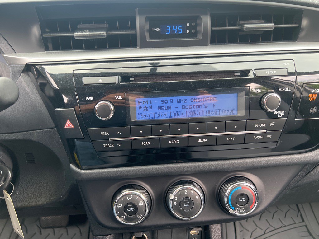2014 Toyota Corolla Image 24