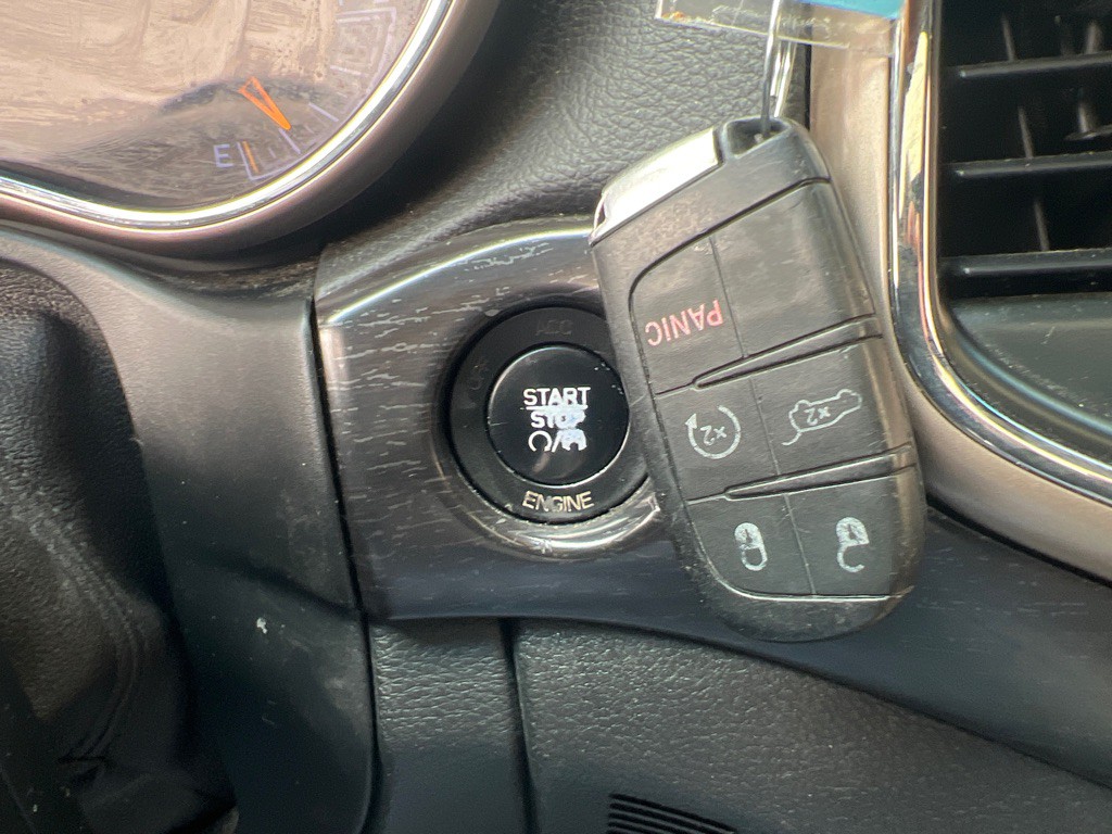 2015 Jeep Grand Cherokee Image 21