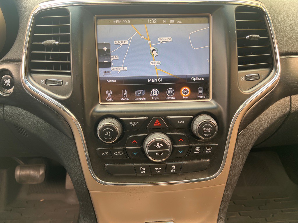 2015 Jeep Grand Cherokee Image 26