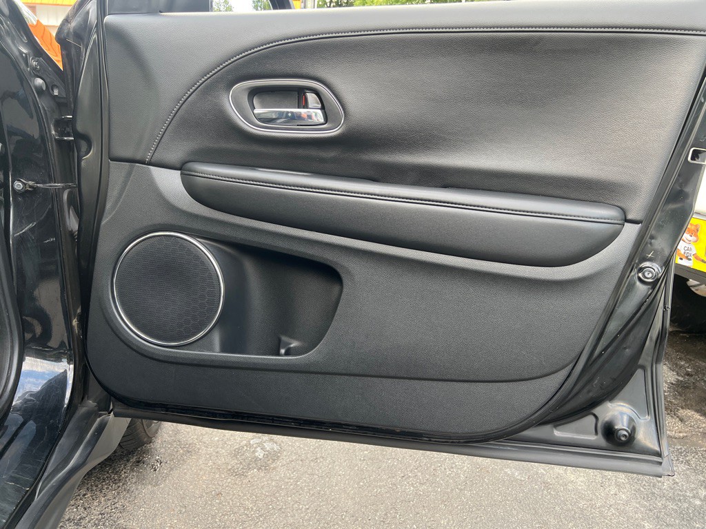 2018 Honda HR-V Image 16
