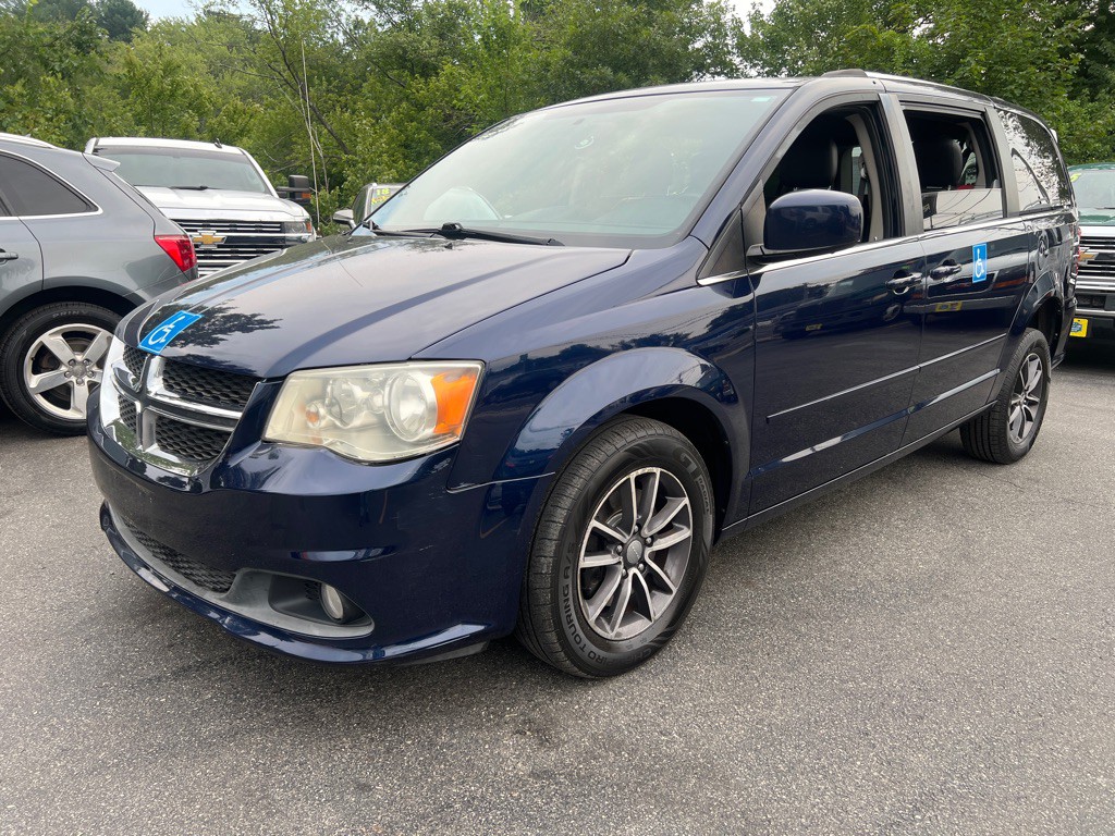 2017 Dodge Grand Caravan Image 1