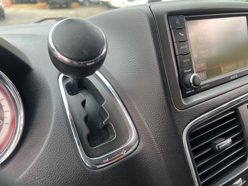 2017 Dodge Grand Caravan Image 24