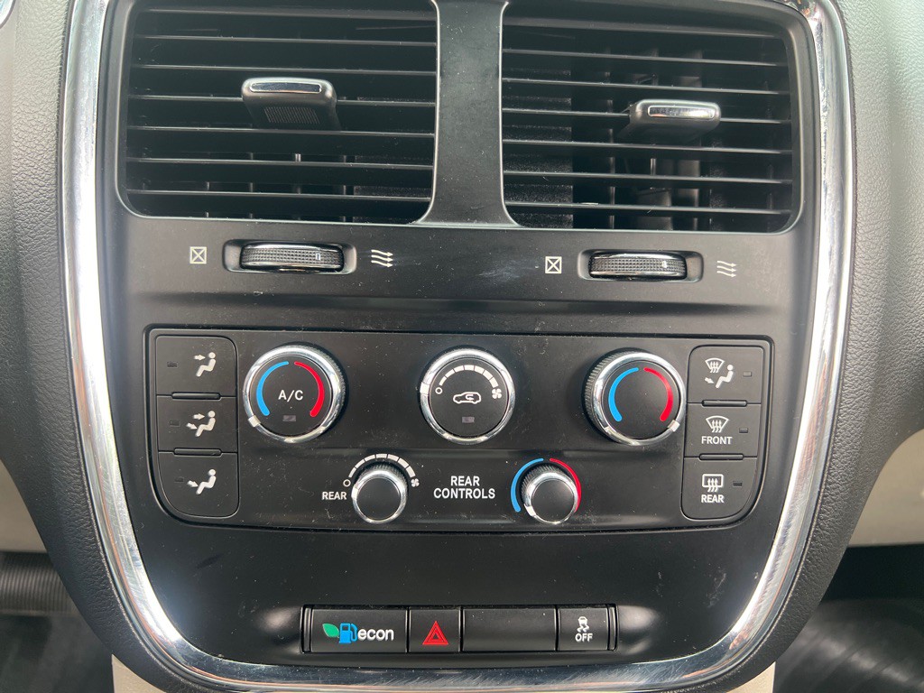 2017 Dodge Grand Caravan Image 29