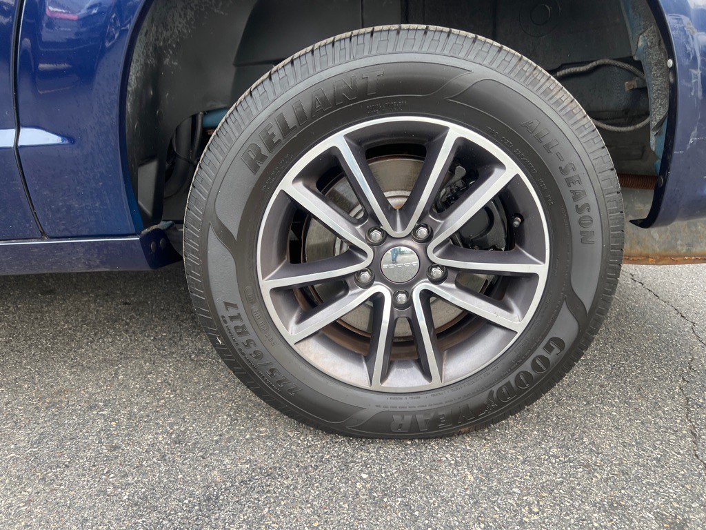 2017 Dodge Grand Caravan Image 34