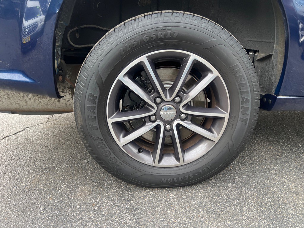 2017 Dodge Grand Caravan Image 36
