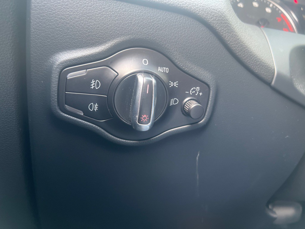 2012 Audi Q5 Image 23