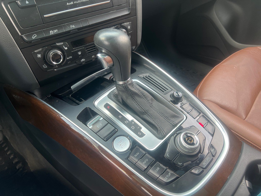2012 Audi Q5 Image 28
