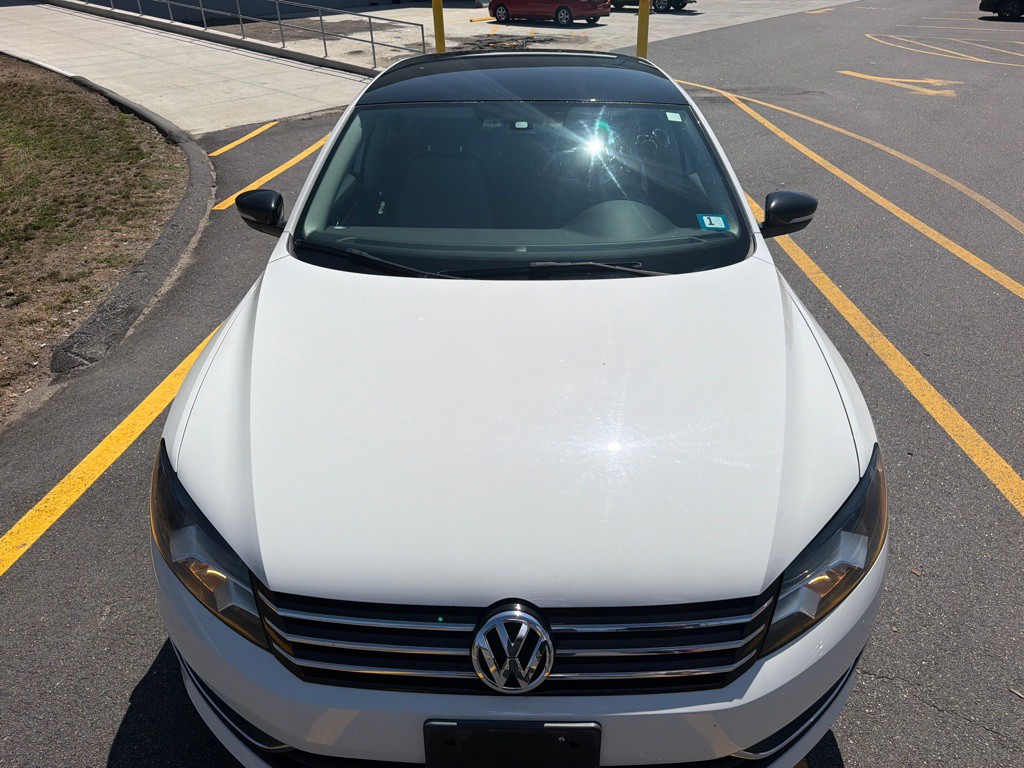 2015 Volkswagen Passat Image 10