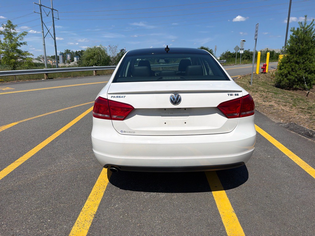 2015 Volkswagen Passat Image 39