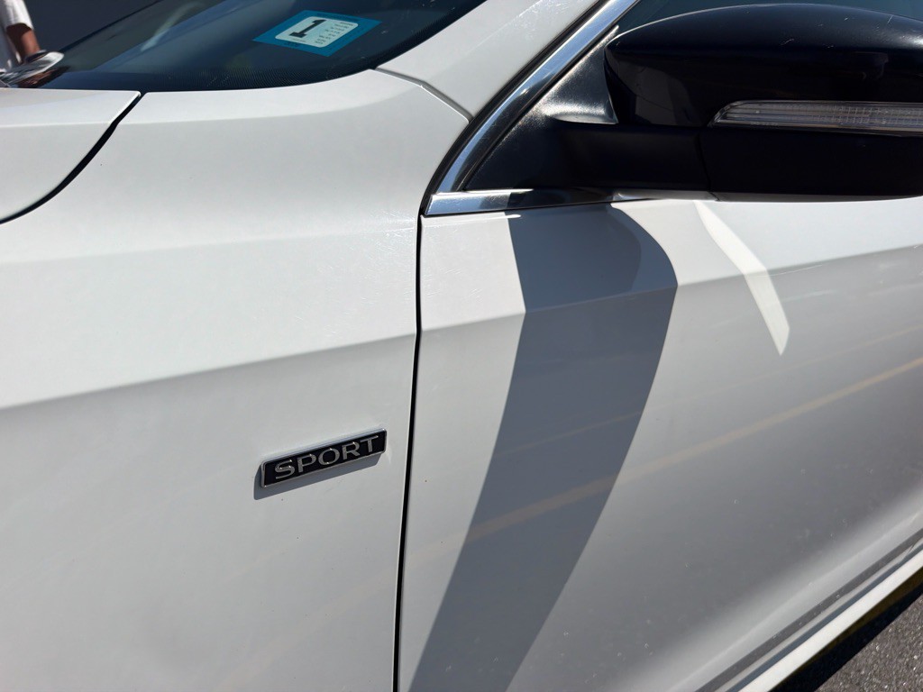 2015 Volkswagen Passat Image 61