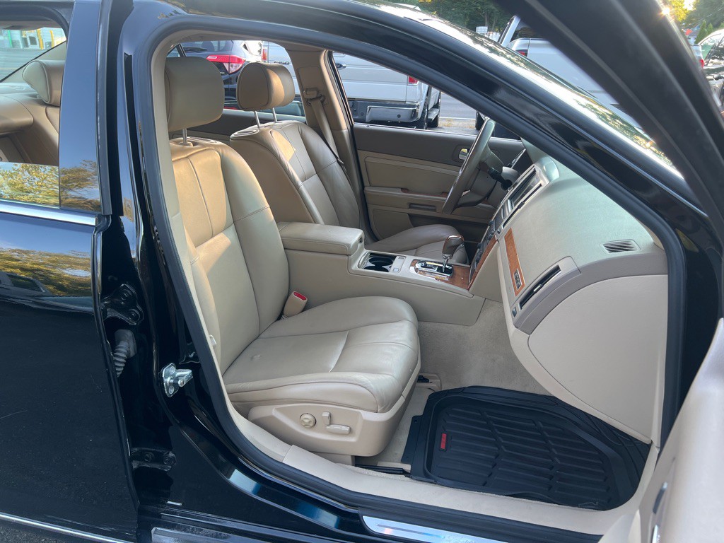 2008 Cadillac STS Image 15
