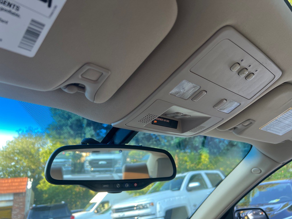 2008 Cadillac STS Image 21