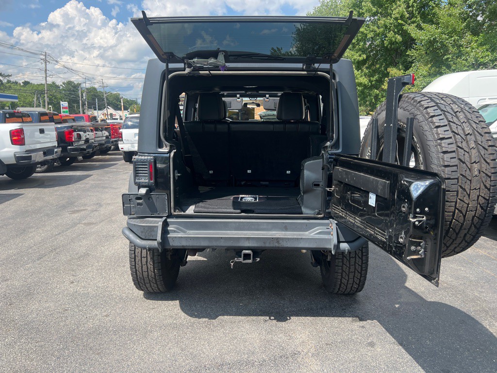 2012 Jeep Wrangler Unlimited Image 5
