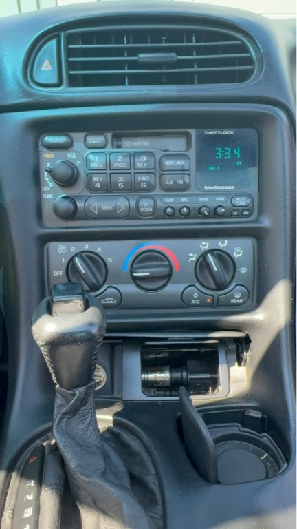 2000 Chevrolet Corvette Image 14