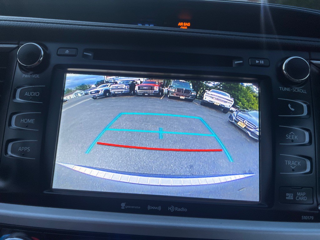 2018 Toyota Highlander Image 31