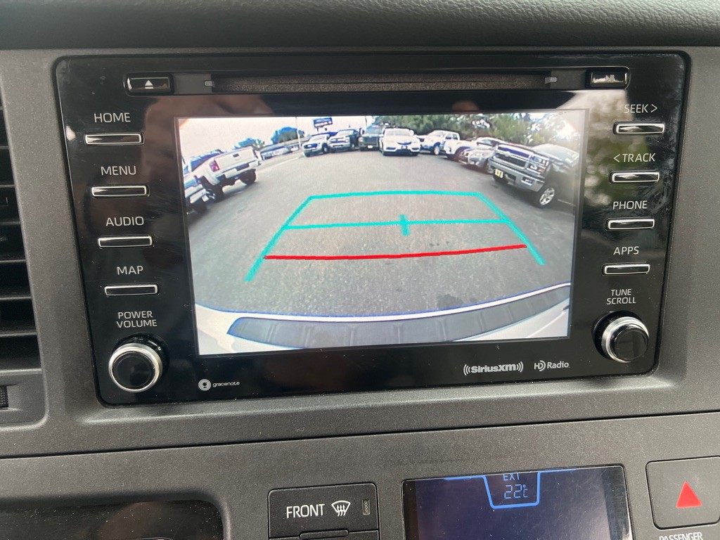 2020 Toyota Sienna Image 34