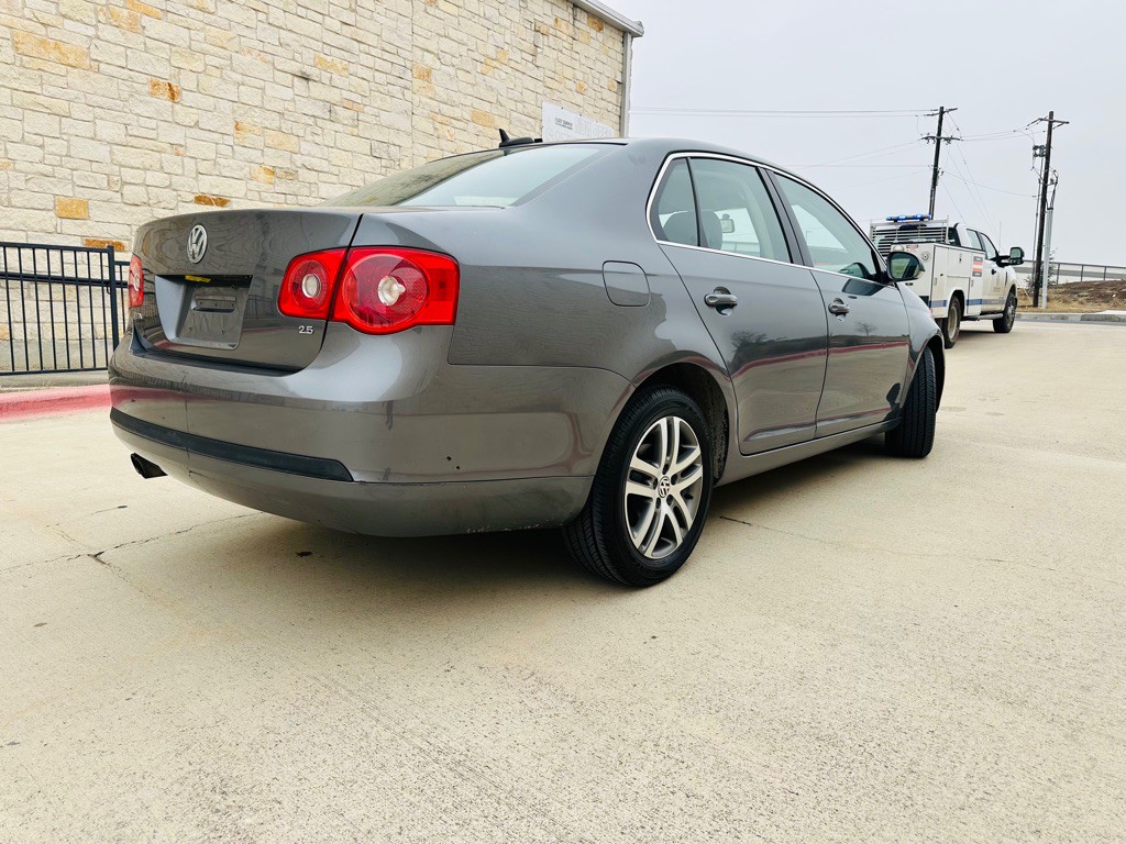 2006 Volkswagen Jetta Image 2