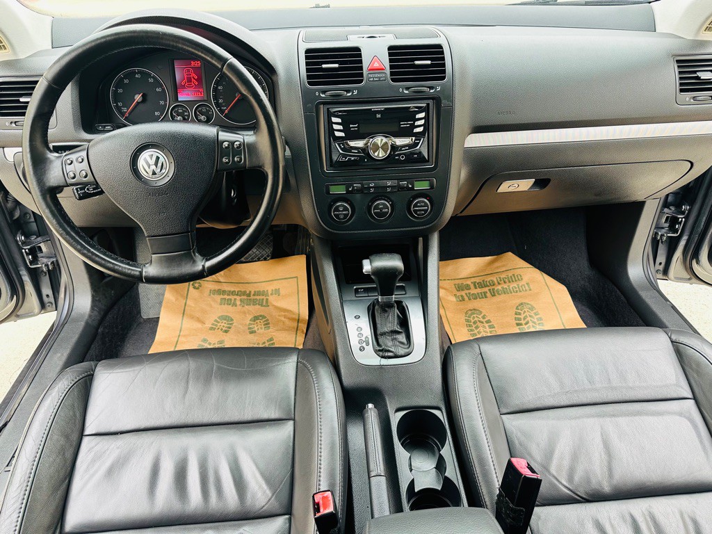 2006 Volkswagen Jetta Image 9
