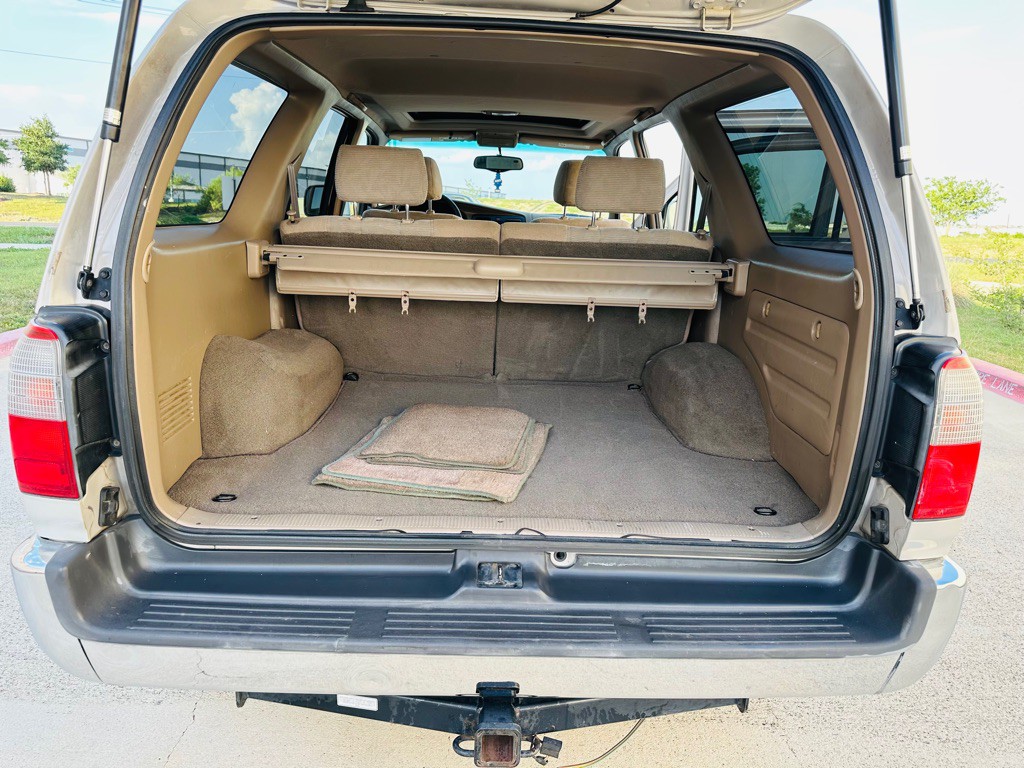 2000 Toyota 4Runner Image 11