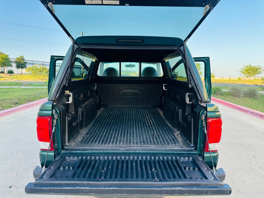 2000 Ford Ranger Image 8