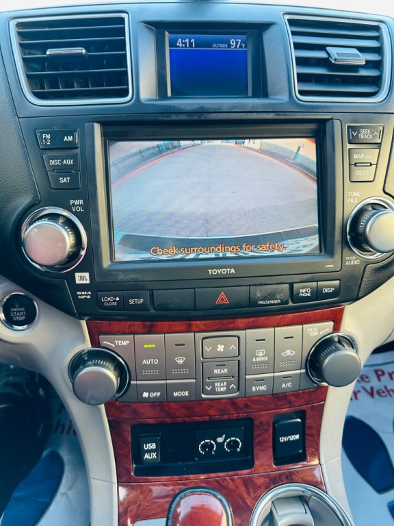 2011 Toyota Highlander Image 11