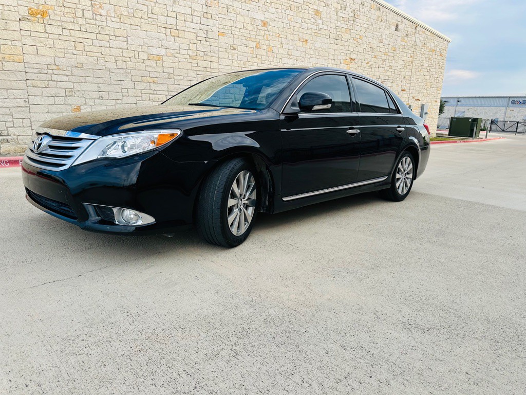 2011 Toyota Avalon Image 4