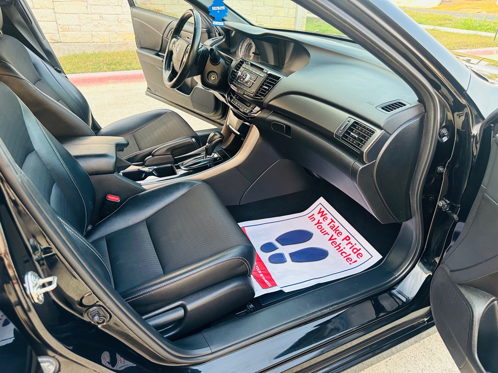 2016 Honda Accord Image 5