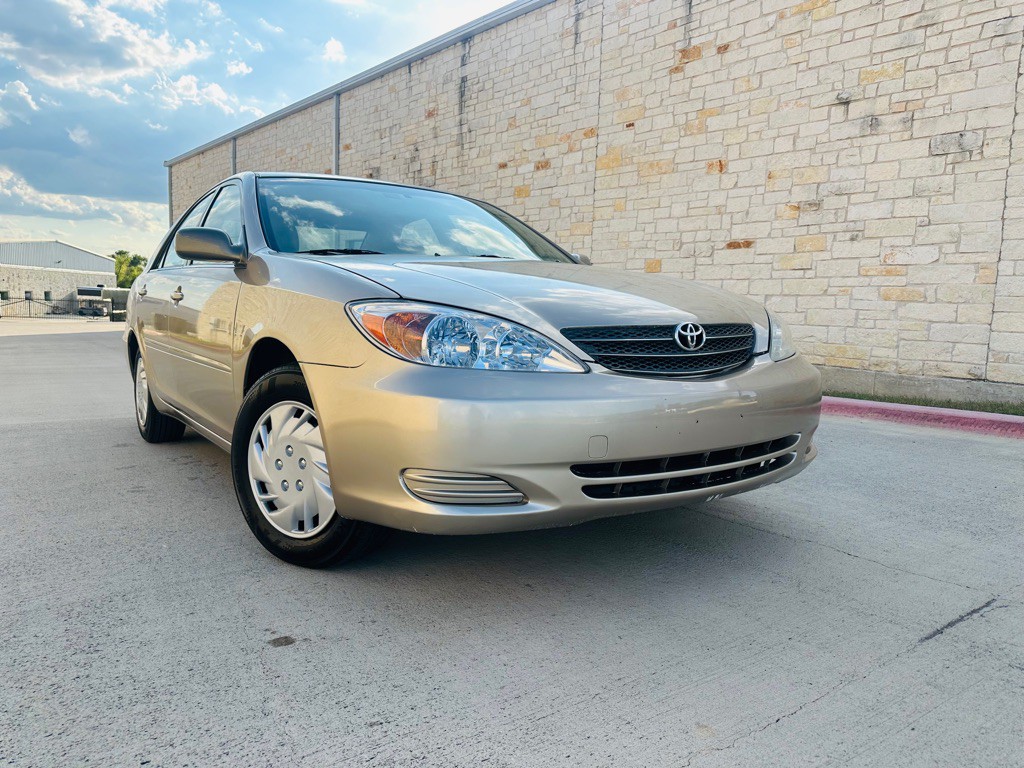 2002 Toyota Camry Image 1