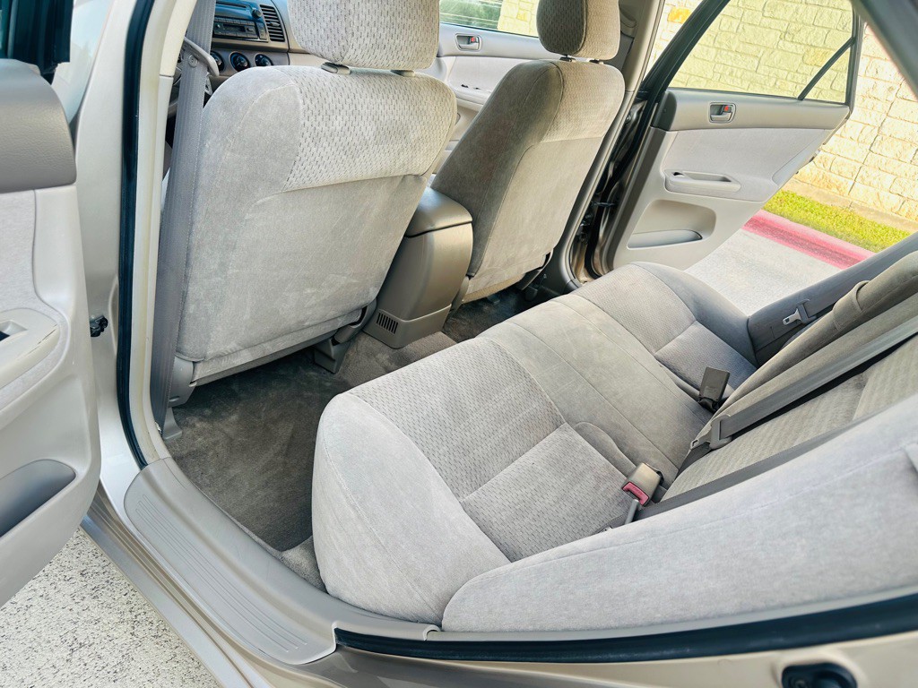 2002 Toyota Camry Image 7
