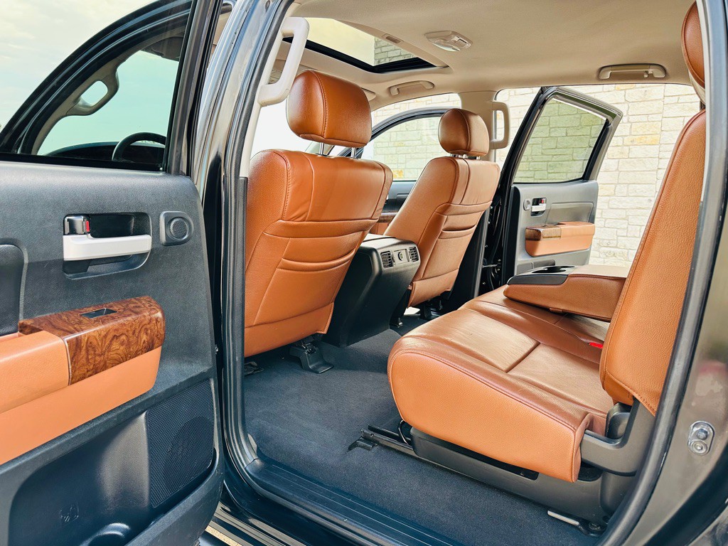 2011 Toyota Tundra Image 7