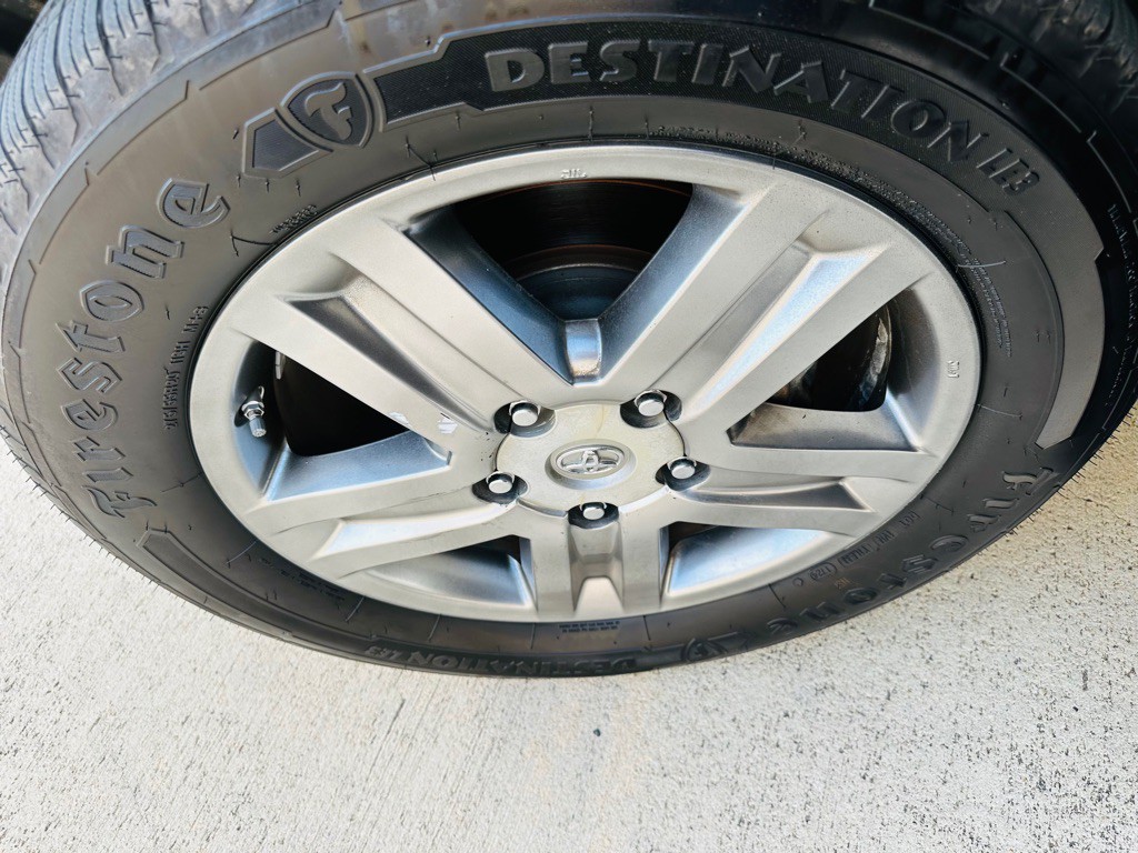 2011 Toyota Tundra Image 12